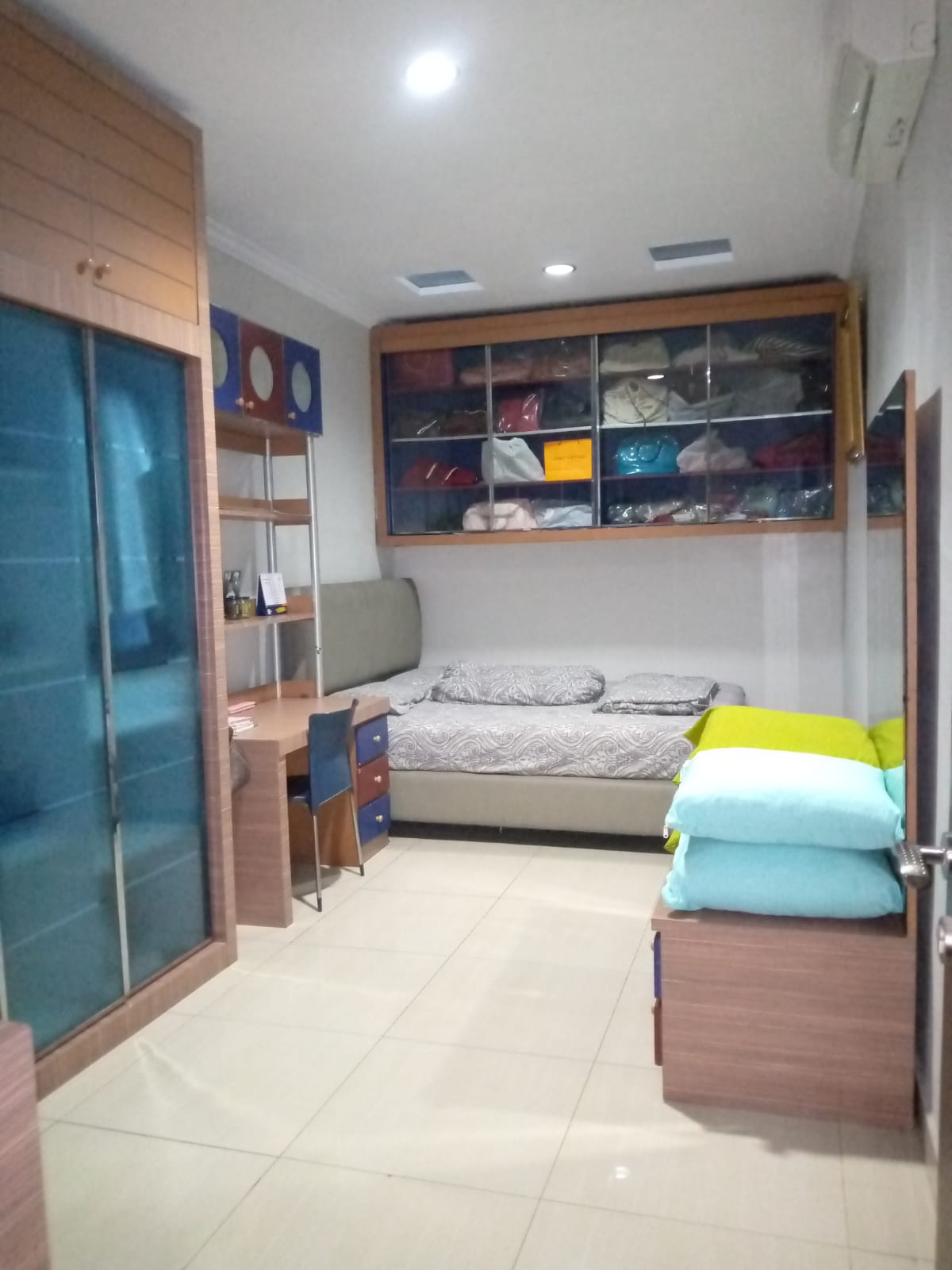 Rumah Disewakan Fully Furnished di Cluster Meadow Green Lippo Cikarang